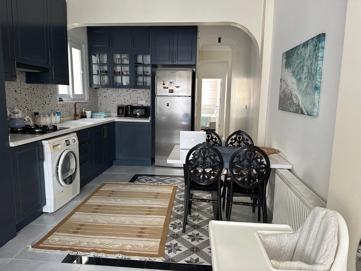 Center Of City In Besiktas 2 Plus 1 With 2 Bathroom And 3 Air Conditioner Provincia di Provincia di Istanbul Esterno foto